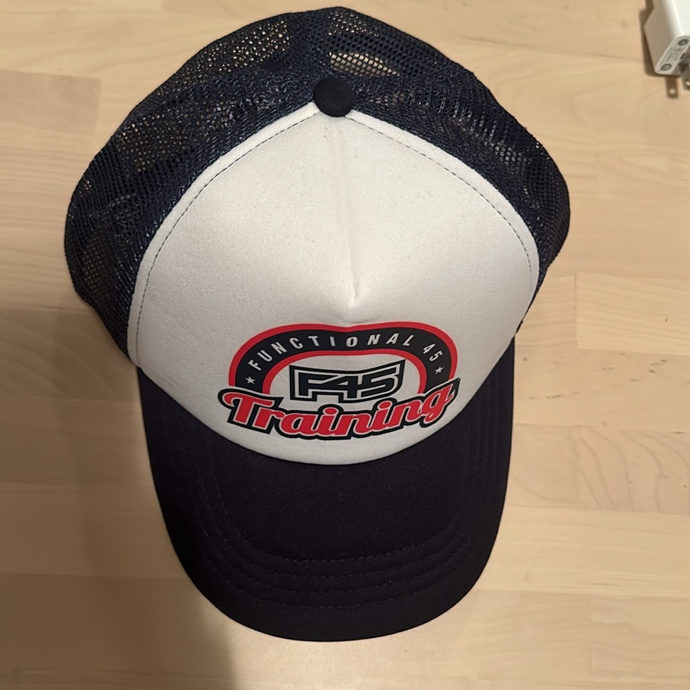 F45 training hat - Picture 2 of 3